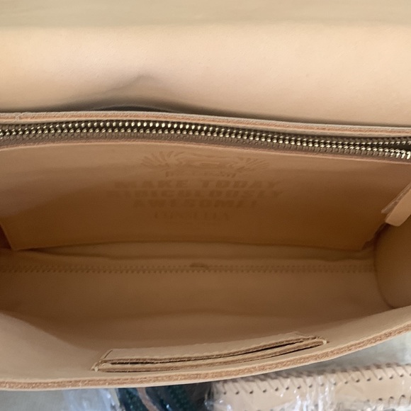 Consuela Chrissy Clutch Diego - Picture 6 of 12